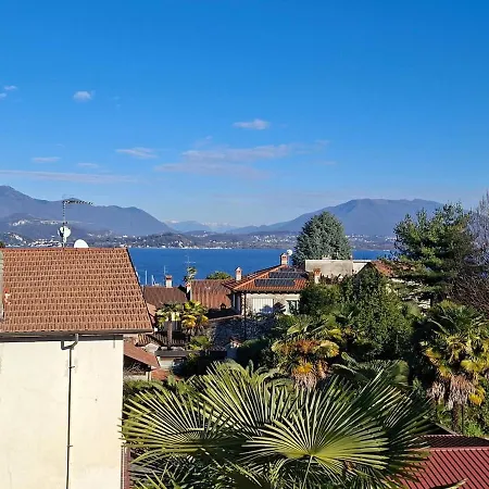 Lägenhet Villa Grappoli With Balcony And Lake View *